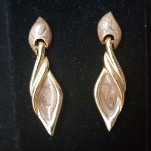 Gold & neutral colored vintage enamel earrings